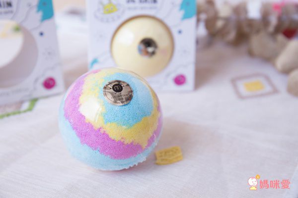  法國 Nailmatic Kids 銀河系沐浴球