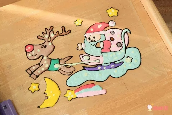 愛玩色創意館 - 彩繪玻璃貼10+2色-40ml畫框筆*1+22ml彩繪筆*9+11ml金蔥膠筆*2+透明片*4+圖案紙*4+說明書