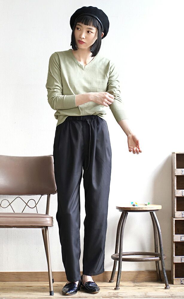 日本 zootie - 100%棉 輕盈柔軟薄針織上衣-V領-米白