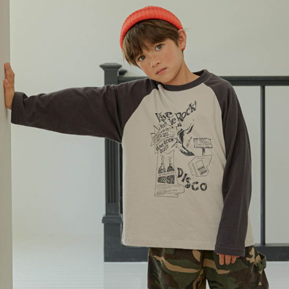 HIKIKI 復古素描印純棉長袖上衣-黑灰