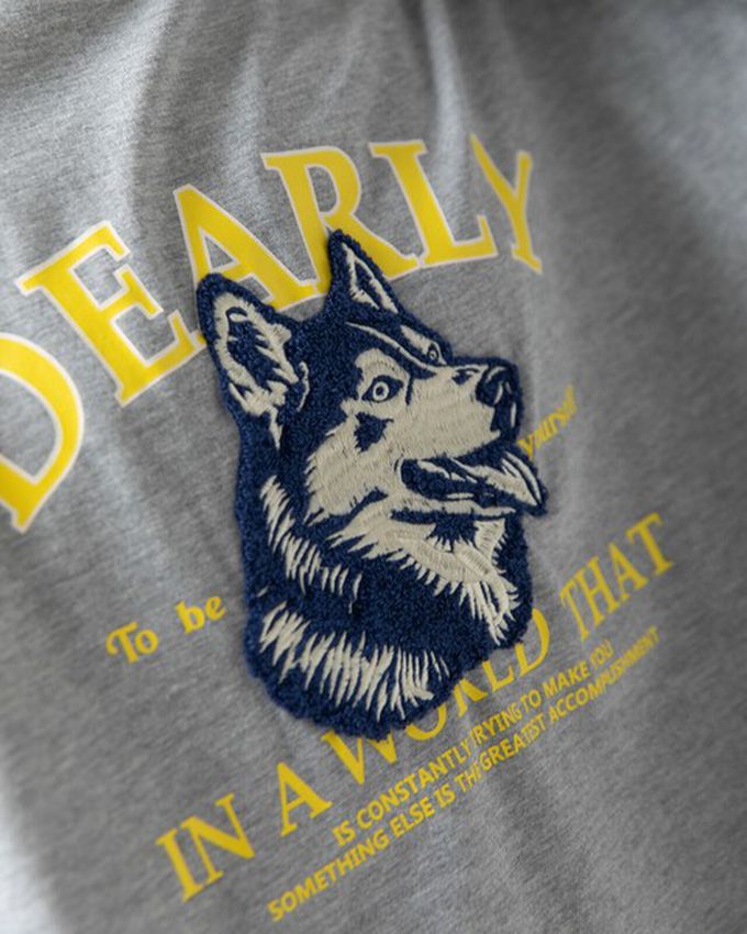 日本 gleam - 相良刺繡哈士奇印花帥氣長袖T恤-白