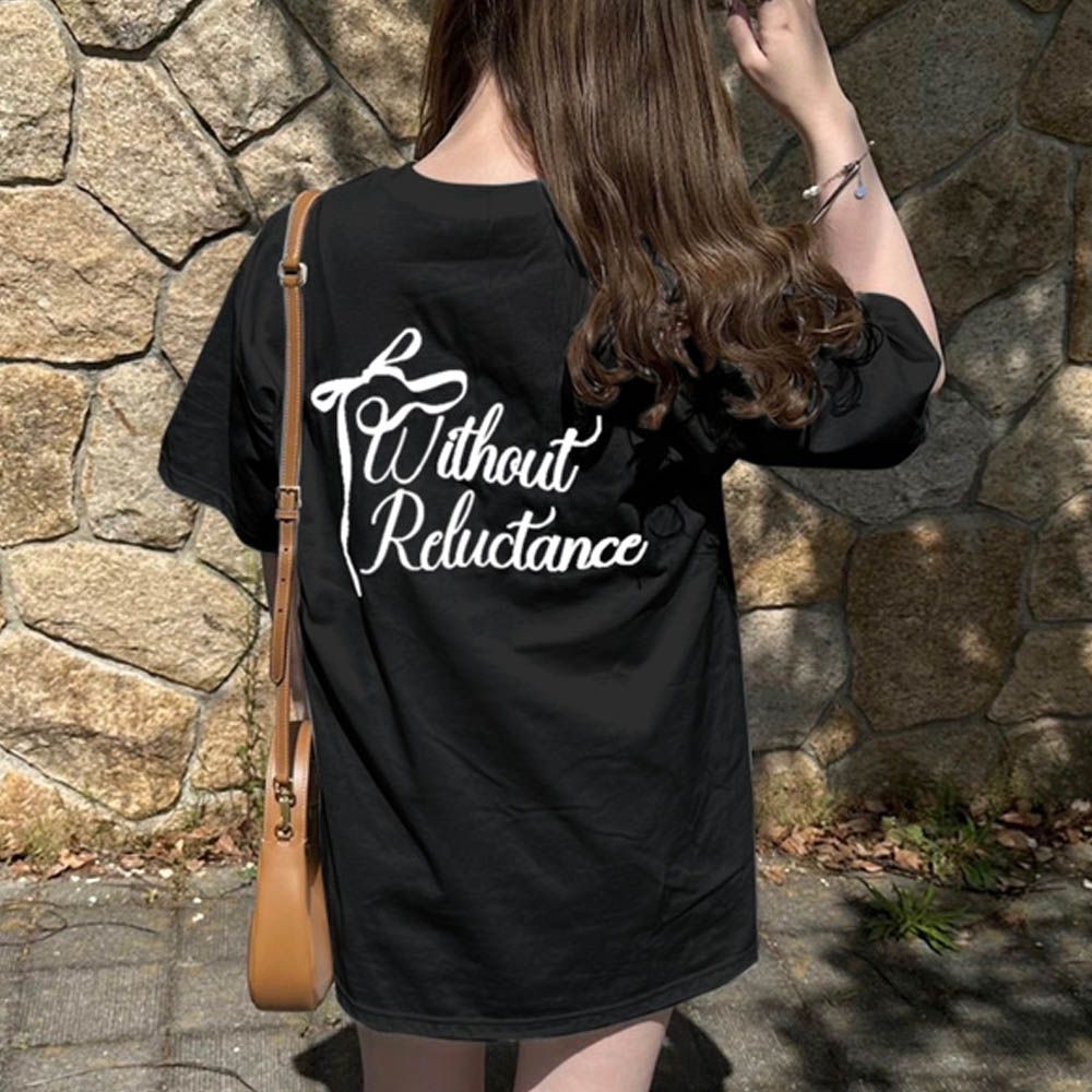 背後絲帶印花休閒長版T恤-黑 (F)