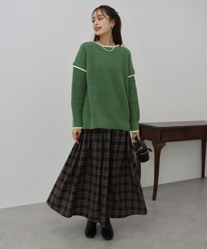 日本 BLUE EAST - 撞色滾邊落肩針織毛衣-米白