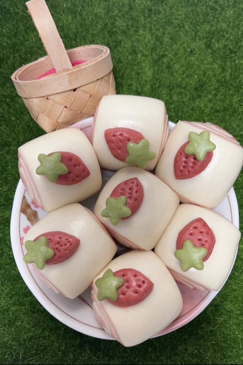 草莓鮮奶QQ饅頭  [奶素]-300公克±3%