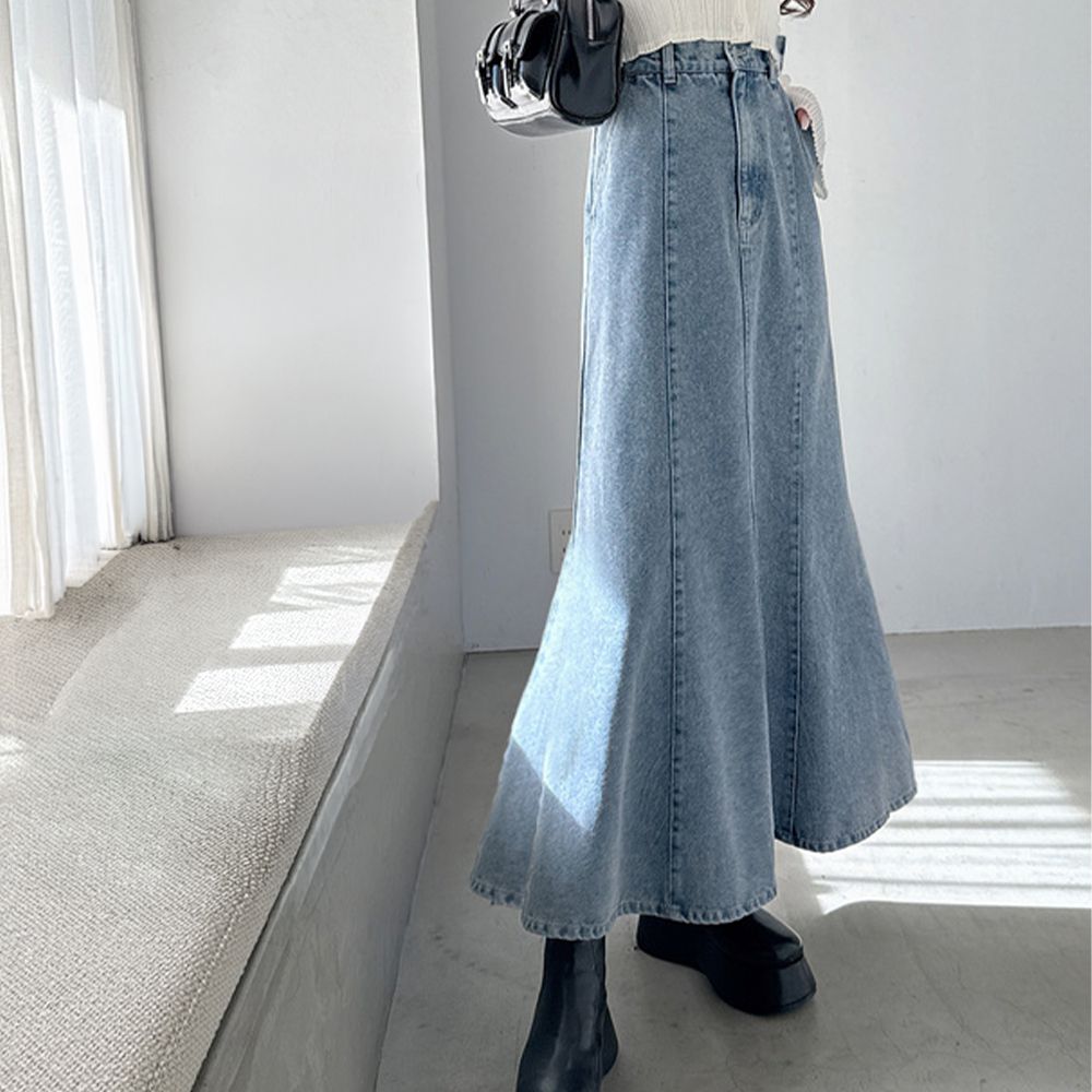 休閒後腰鬆緊丹寧魚尾裙-藍