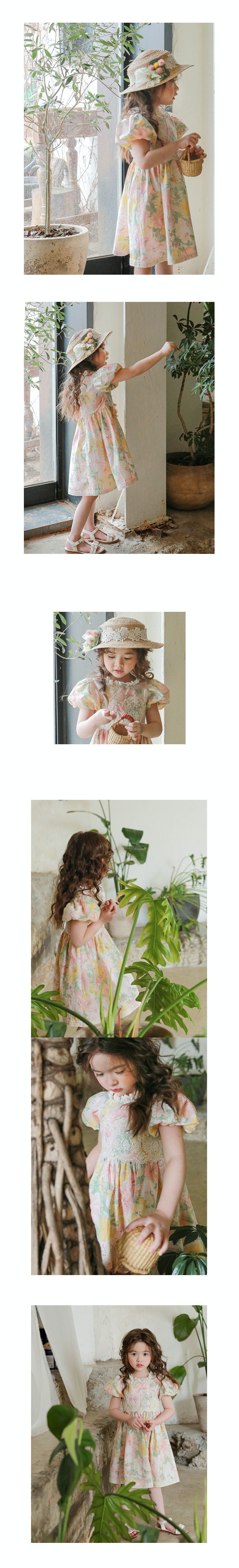 韓國 Puellaflo - 透膚蕾絲裝飾花朵泡泡袖洋裝-粉紅