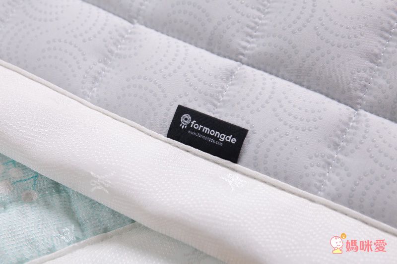 韓國 Formongde - 睡袋5件組(air mesh 睡墊+顆粒被)-三角企鵝-睡墊1, 顆粒被1, 枕芯1, 睡袋收納袋1, 萬用收納袋1