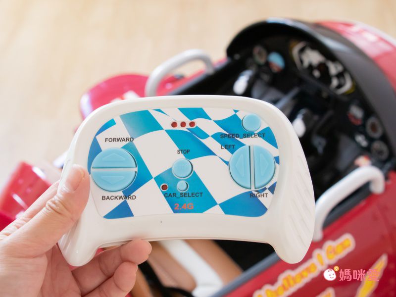 i-Smart - 小鋼砲戰鬥機 雙驅兒童電動車-藍色