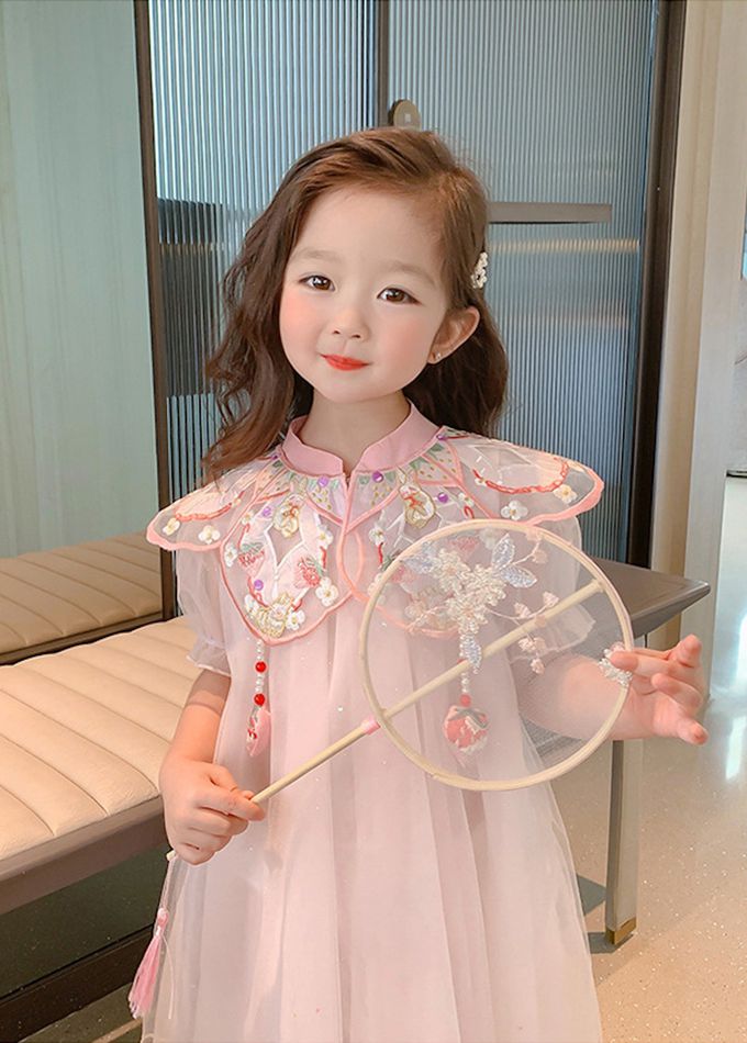 繡花披領小兔子草莓網紗公主裙