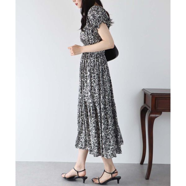 日本 BLUE EAST - 甜美氣質泡泡袖收腰洋裝-薄荷綠