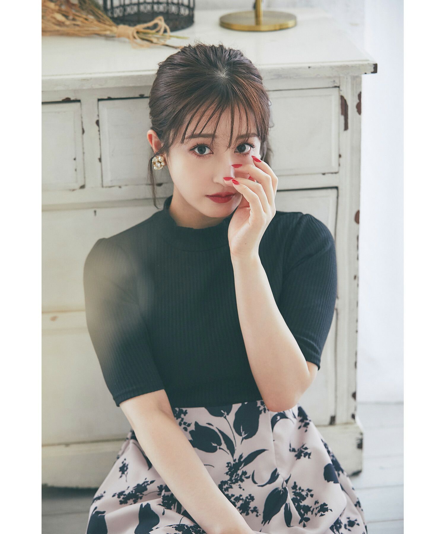 日本 tocco-closet - 修身羅紋拼接洋裝-鬱金香-黑x杏