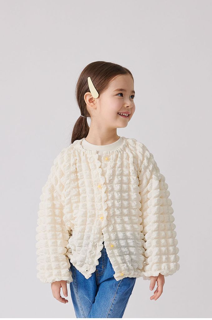 韓國 OZKIZ - 棉花糖立體紋花朵鈕扣外套-象牙白