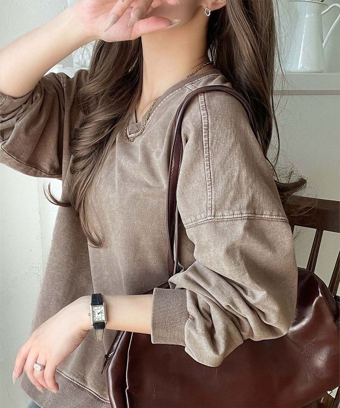 日本 Classical Elf - 俐落洗舊感V領寬版長袖T恤-煙燻藍