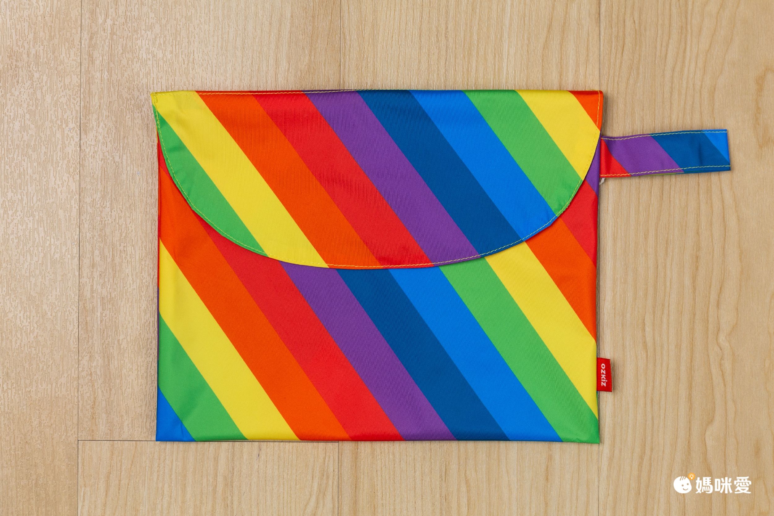 韓國 OZKIZ - 兒童防風斗篷雨衣(附收納袋)-彩虹