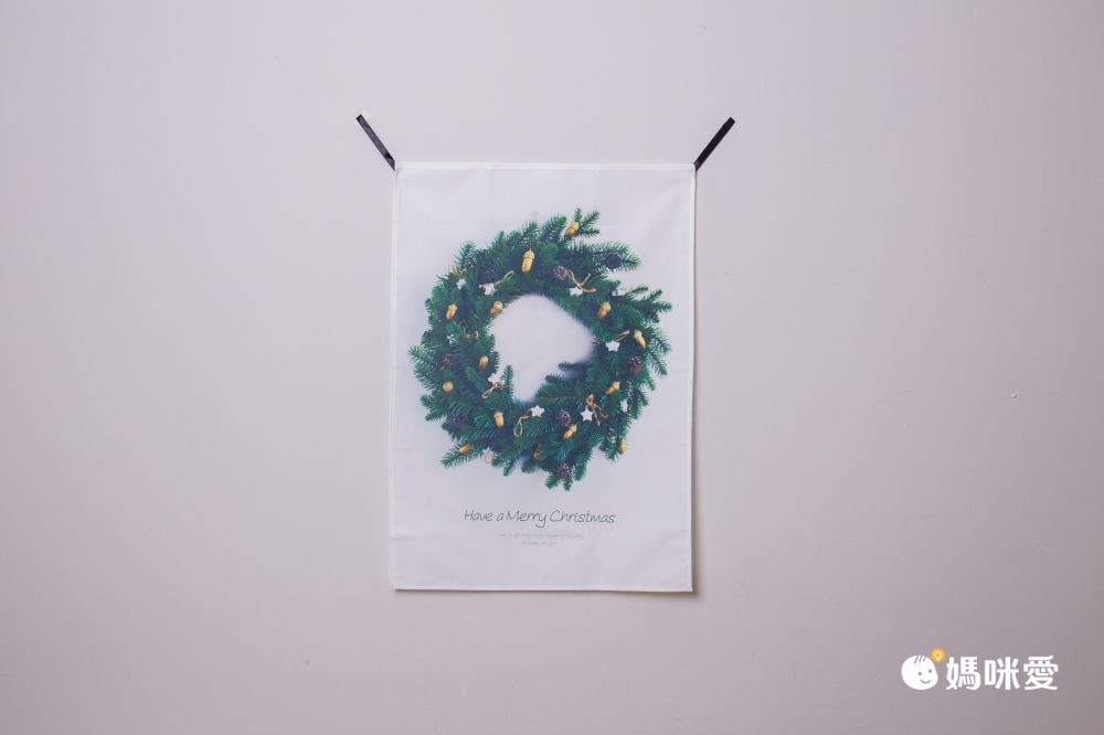 北歐手工聖誕樹掛布禮盒組贈5米50粒電池星光串燈/松樹掛布聖誕節必備/耶誕氛圍/裝置藝術/聖誕樹-果實聖誕花圈 (小_50x70cm)