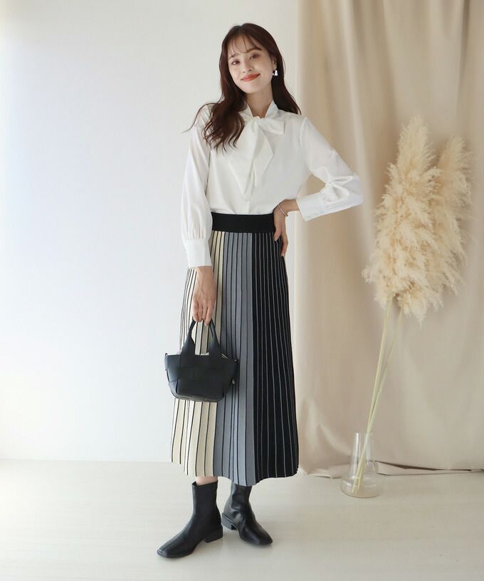 日本 BLUE EAST - 立體針織壓紋百褶裙-撞色-灰藍