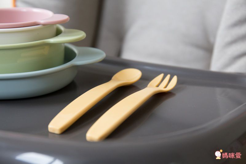 日本 Combi - 日式離乳收納餐具7件組-5個月起