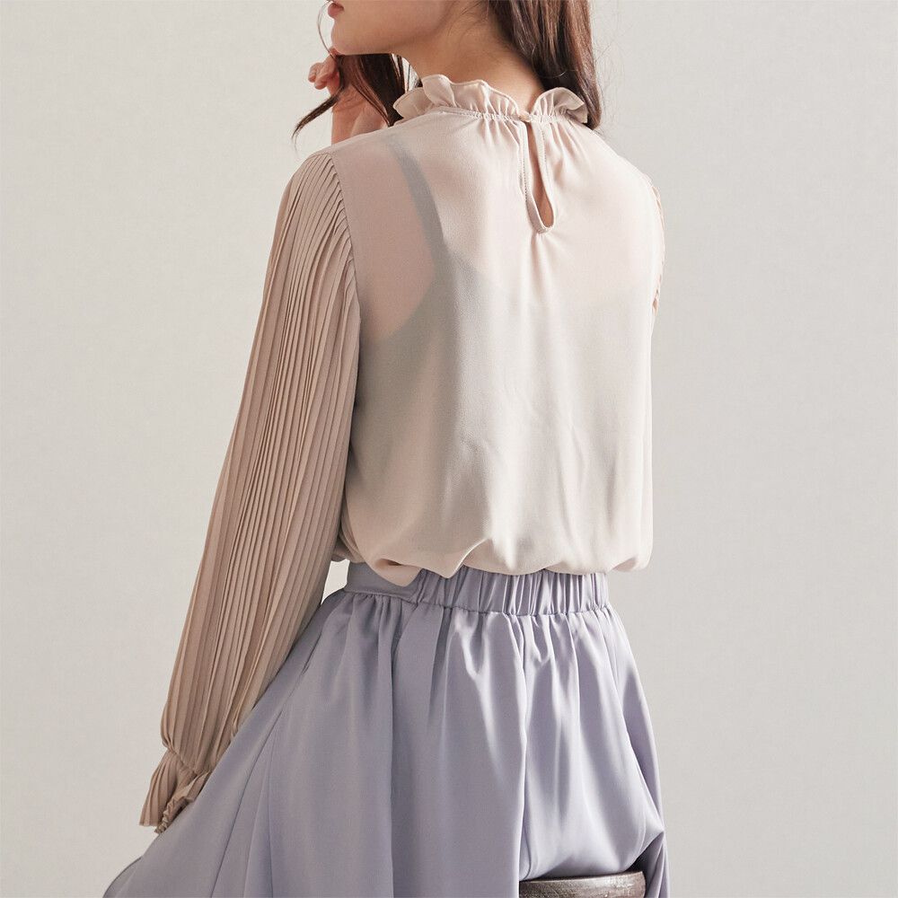 日本女裝代購 - 荷葉滾邊細百摺長袖雪紡上衣-杏