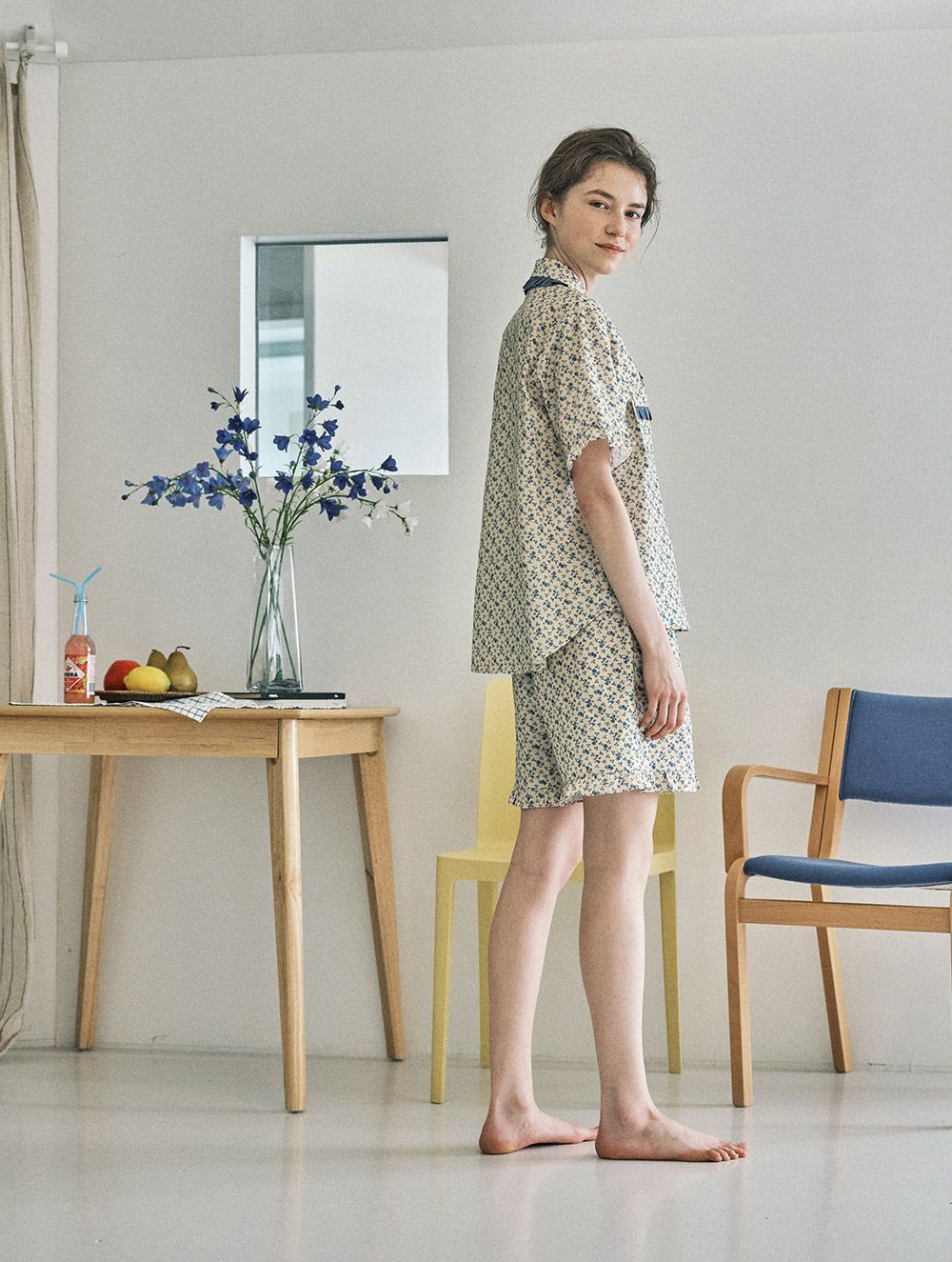 韓國 ULLALA - 玫瑰印花短袖睡衣(兩件式)-藍玫瑰 (FREE)