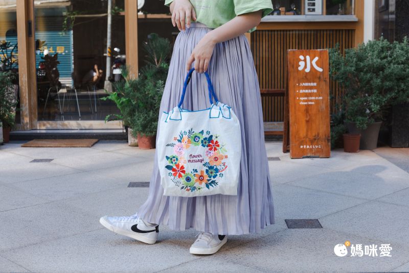 日本女裝代購 - eightbegin 粗繩刺繡購物袋/托特袋-花朵朵開-白 (S(43x38x2cm))