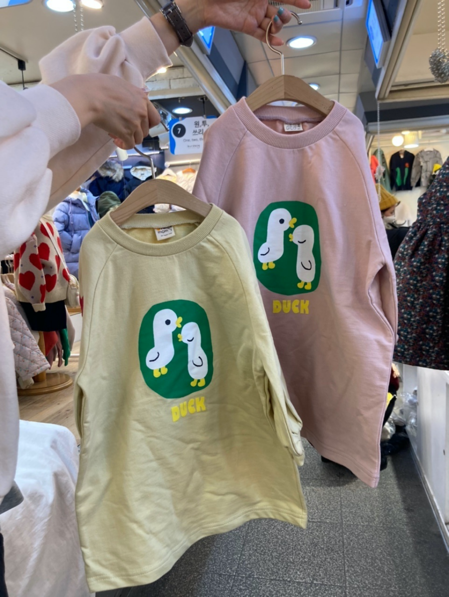 韓國 Orange Mom - 兩隻鴨鴨泡泡袖長版T-鵝黃