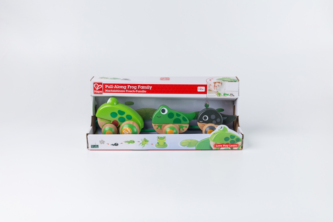 新生兒玩具福袋【1212狂歡組】含德國 Hape-拖拉青蛙家族*1+小牛津布書*1(動物農場/動物叢林/海洋世界隨機)+美國Kids II沙沙動洞球*1(顏色隨機)+日本樂雅手搖鈴/掛件隨機*1+日本樂雅洗澡玩具*1(款式隨機)-原價$2592