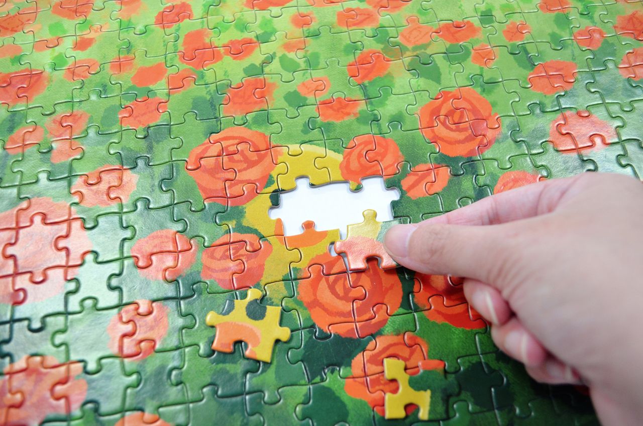 小牛津 - 【LINE FRIENDS系列】兔兔的秘密花園/水彩風童趣主題500片拼圖 (單入)-盒裝共一款