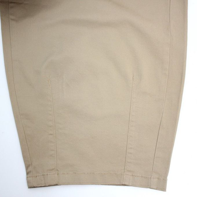 日本女裝代購 - [熱銷款] 超藏肉休閒錐形美腿褲-卡其