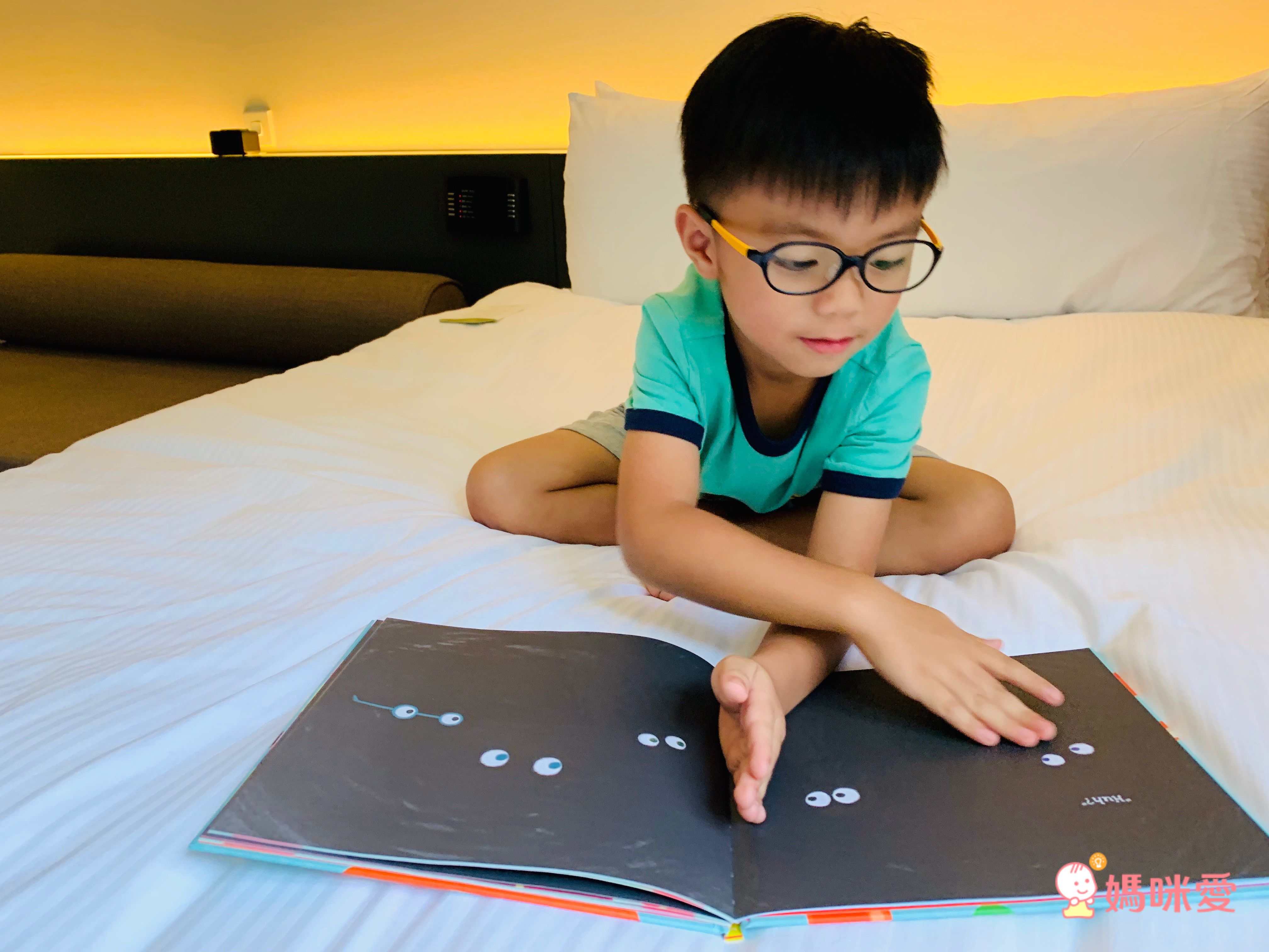 幼兒外文操作書！生活自理輕鬆學！戒尿布|好禮貌|綁鞋帶