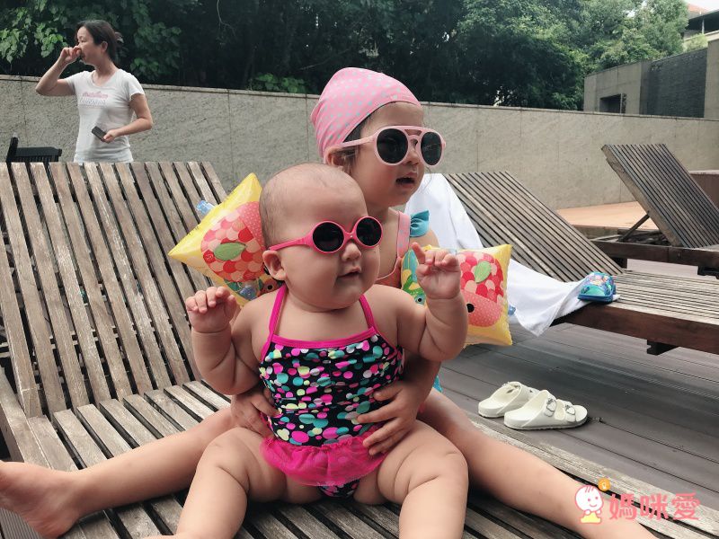 【法國 KiETLA 幼兒太陽眼鏡】2019最新流行空軍、透明款登場！