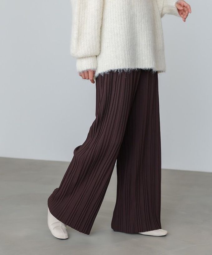 日本 Bab - 光澤修身細百褶舒適長褲-杏棕