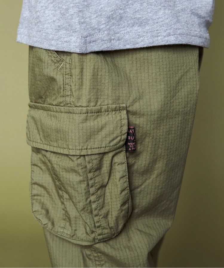 日本 BREEZE - 輕便工裝風！防撕材質耐穿長褲-卡其x黑撞色