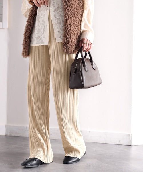 日本 Classical Elf - 光澤感細褶垂墜感長褲-焦糖棕