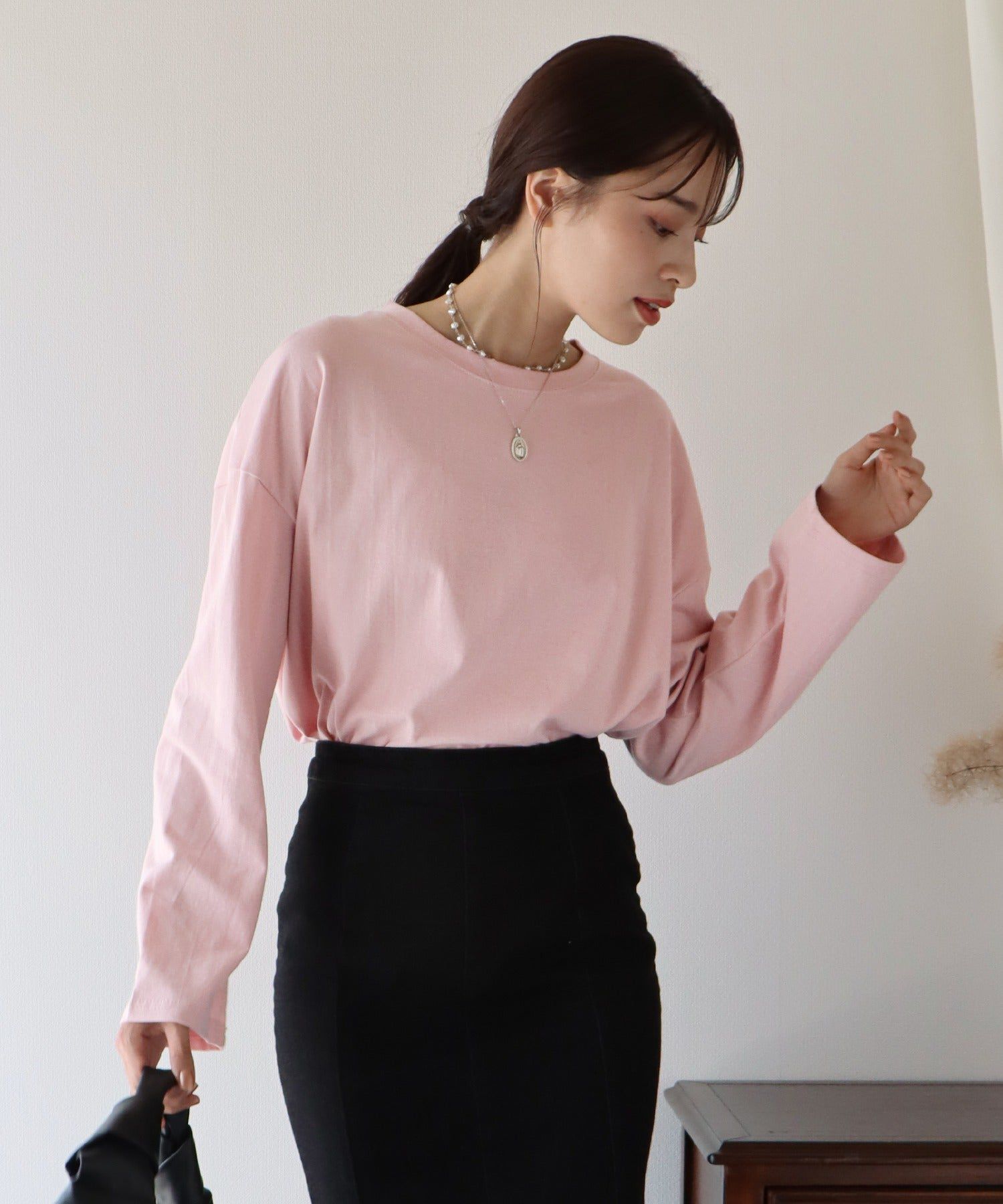 日本 BLUE EAST - 圓領百搭柔軟薄長袖上衣-條紋-深藍