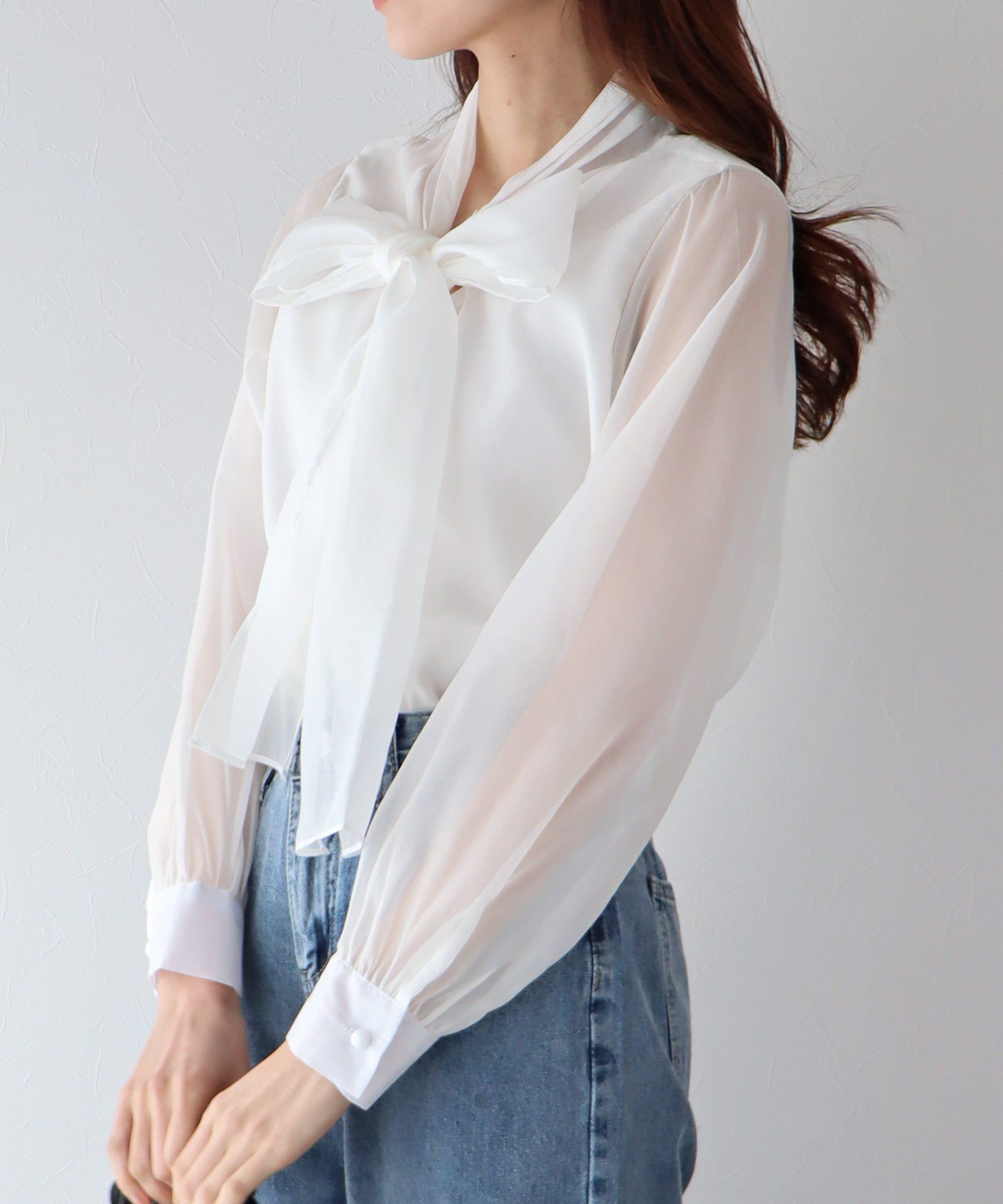 日本 BLUE EAST - 浪漫歐根紗蝴蝶結長袖上衣-黑