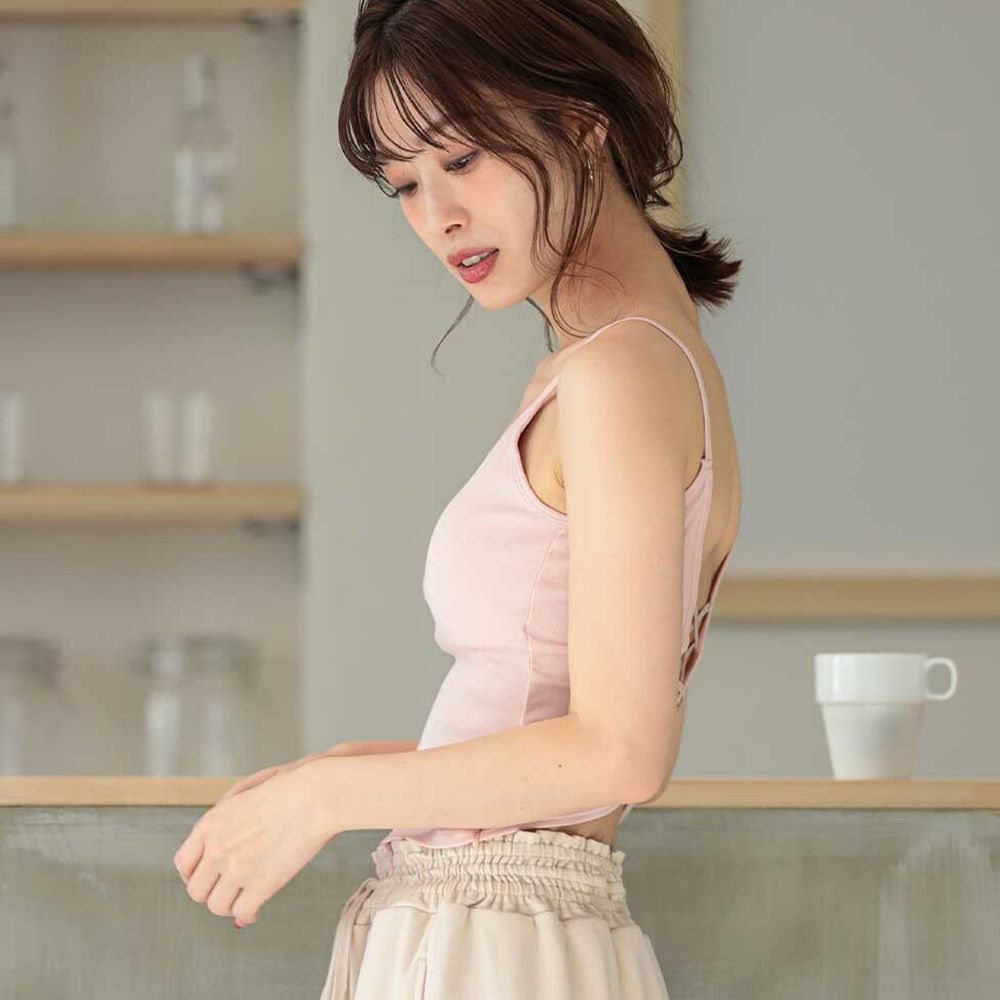 日本女裝代購 - 深V美背合身細肩帶內搭上衣-粉 (Free)