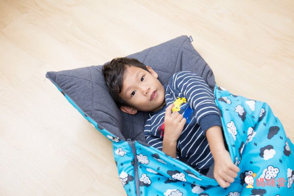 【OGG 喔咯】 兒童睡袋｜枕頭、小被被、睡墊 all in one ！