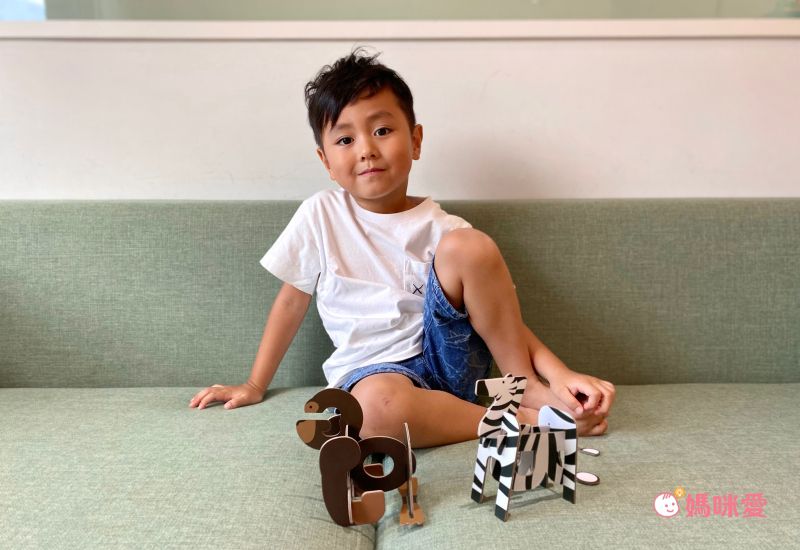 韓國Funt - 英文字母立體拼圖全套(26字母+1隱藏版) 贈精美提袋1只+北歐風冰箱磁鐵掛勾(款式隨機出貨)