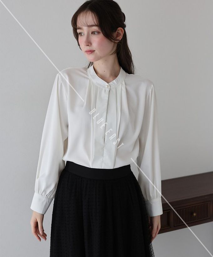 日本 BLUE EAST - 2way領知性整潔感打褶長袖上衣-珍珠袖扣-白