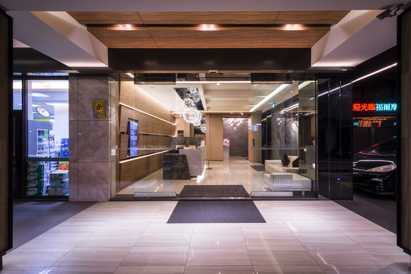 福爾摩沙聯盟-中旅酒店 ★ 入住台中精華地段