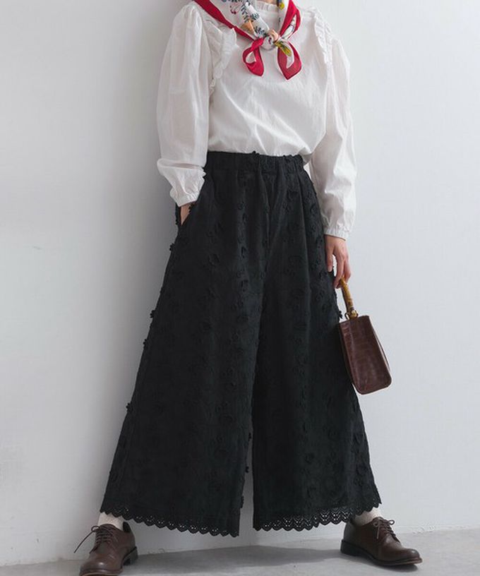 日本 Lupilien - 100%棉 奢華滿版緹花刺繡寬褲-白