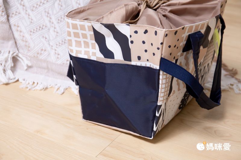 日本 IROHA - 可摺疊收納 寬底便利環保購物袋-設計款-貓咪時光 (SS(18x38x10cm))-容量4L/耐重6KG