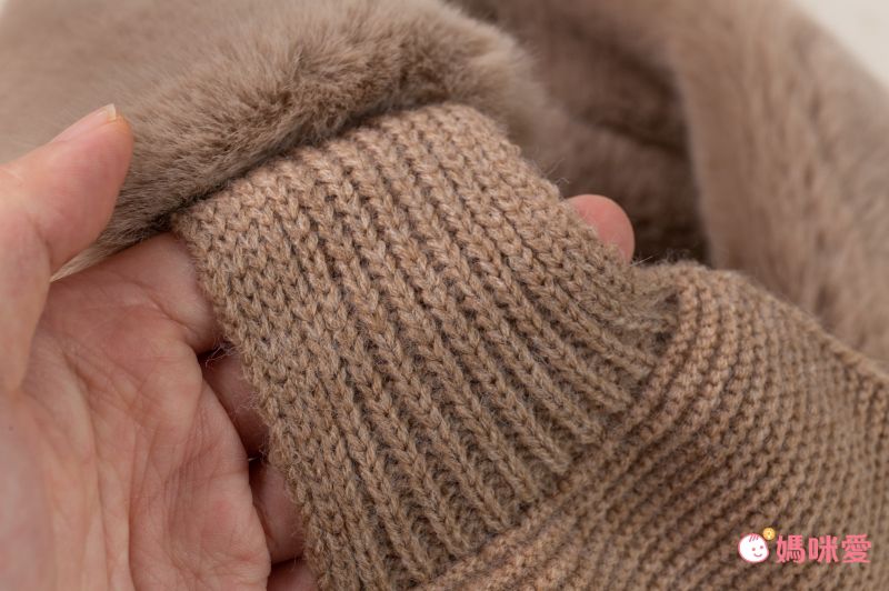 韓國 MAY - 三角披肩式圍巾/披巾-卡其