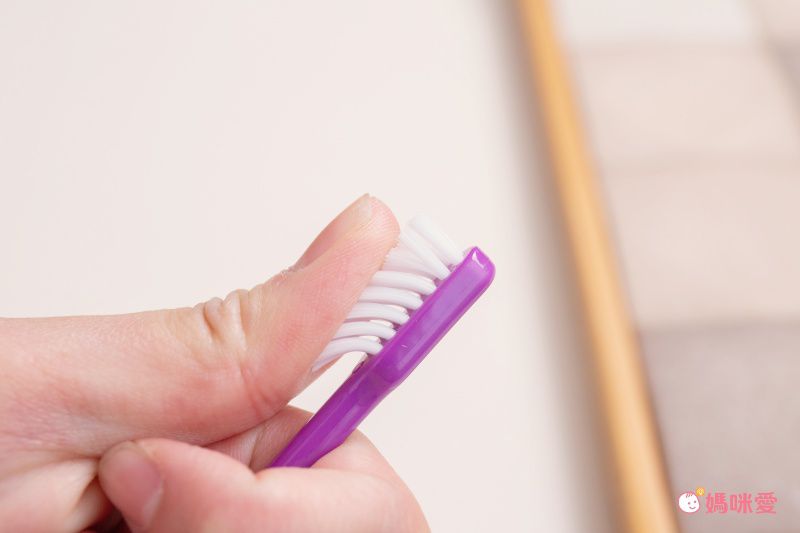 日本 Happy color - 繽紛彩色兒童牙刷超值12入組 (7y+)