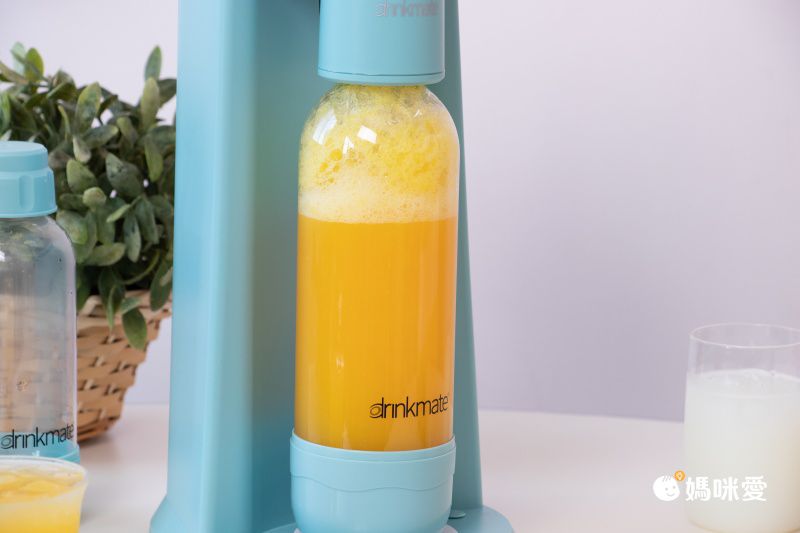 美國 Drinkmate 萬用氣泡水機 獨家專利授權，業界最大容量！