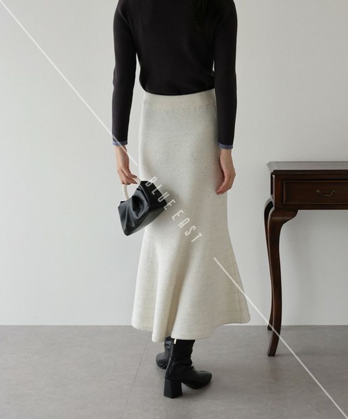 日本 BLUE EAST - 閃耀亮片針織美型魚尾裙-淺卡其