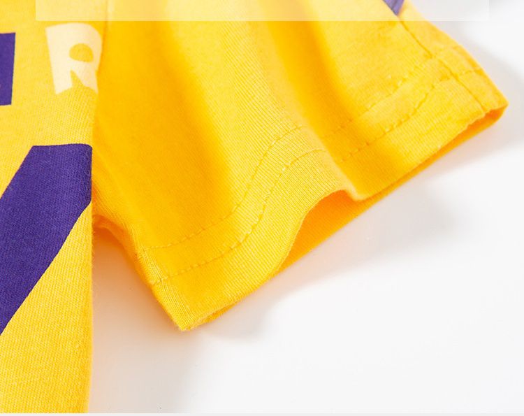 BE TOP - 純棉立體短袖上衣-恐龍滑板海報-白色