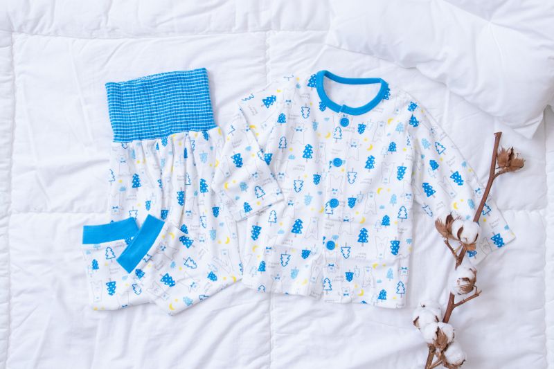 日本西松屋 - 印花長袖睡衣-窗台貓咪-杏-JNY-17480