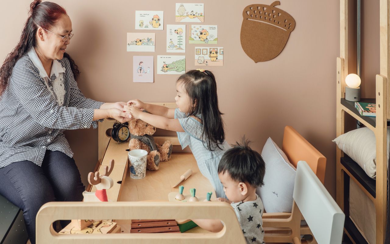 走走家具 - 兒童成長桌椅(含一桌一椅)-長版-內斂橘 (108.3 / 64 / 69 (cm))