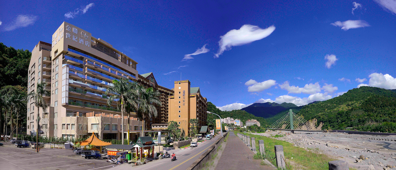 限時暑期專案 ✦ 知本金聯世紀酒店 ★ 兩大兩小一泊一食